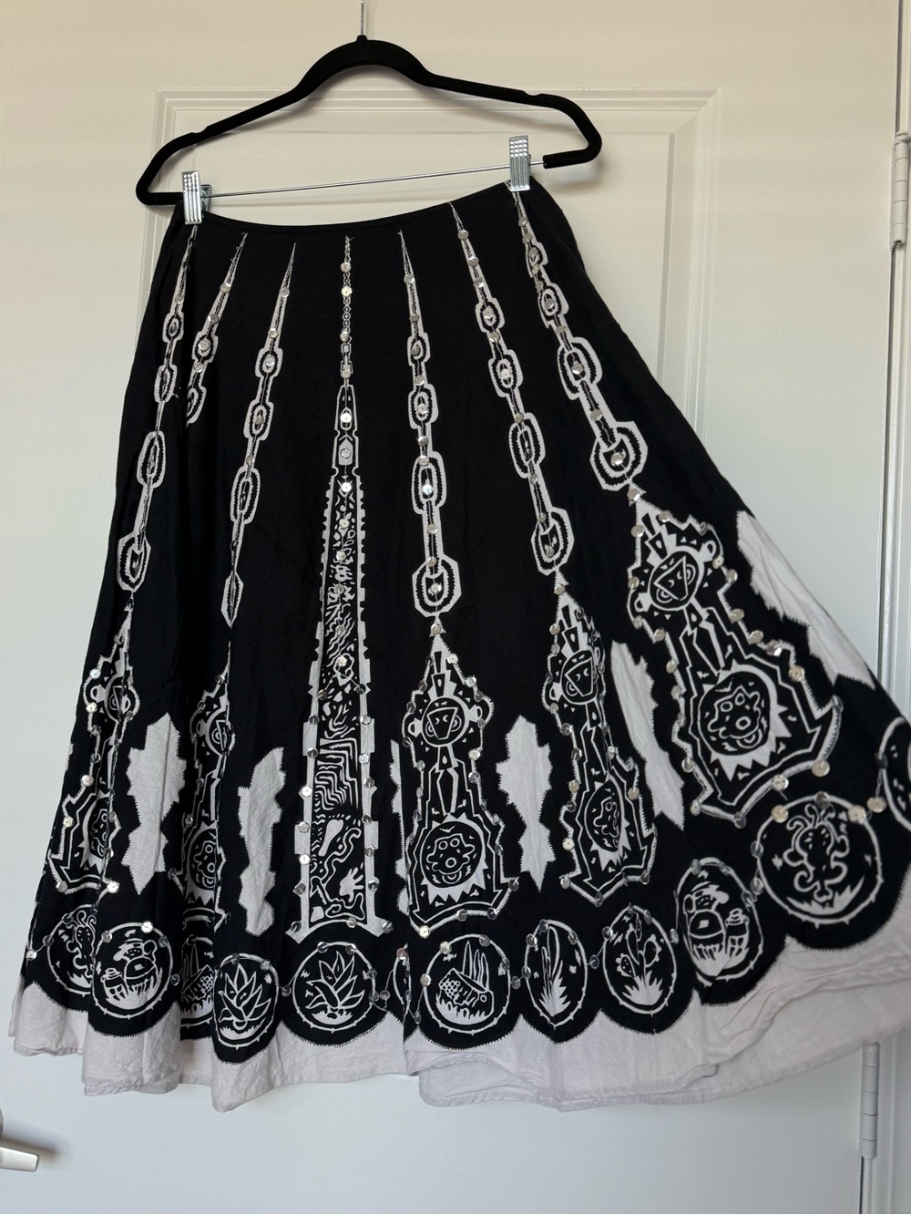 Papaya Y2K Black White Embroidered Sequin 100% Cotton Midi Skirt Size S